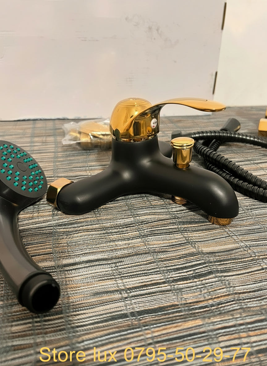 باك حنفيات فخمة أسود مع ذهبي – 3 أو 4 قطع